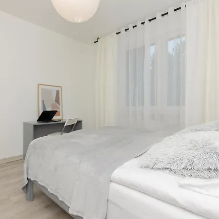 Kopcinskiego Bright & Spacious Apartment Warsaw Ursynow By Noclegi Renters Exterior photo