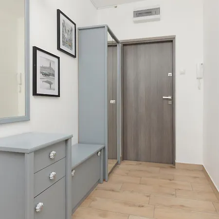 Kopcinskiego Bright & Spacious Apartment Warsaw Ursynow By Noclegi Renters Exterior photo