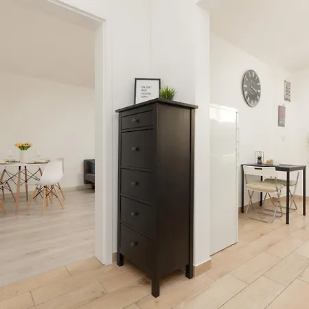 Kopcinskiego Bright & Spacious Apartment Warsaw Ursynow By Noclegi Renters Exterior photo