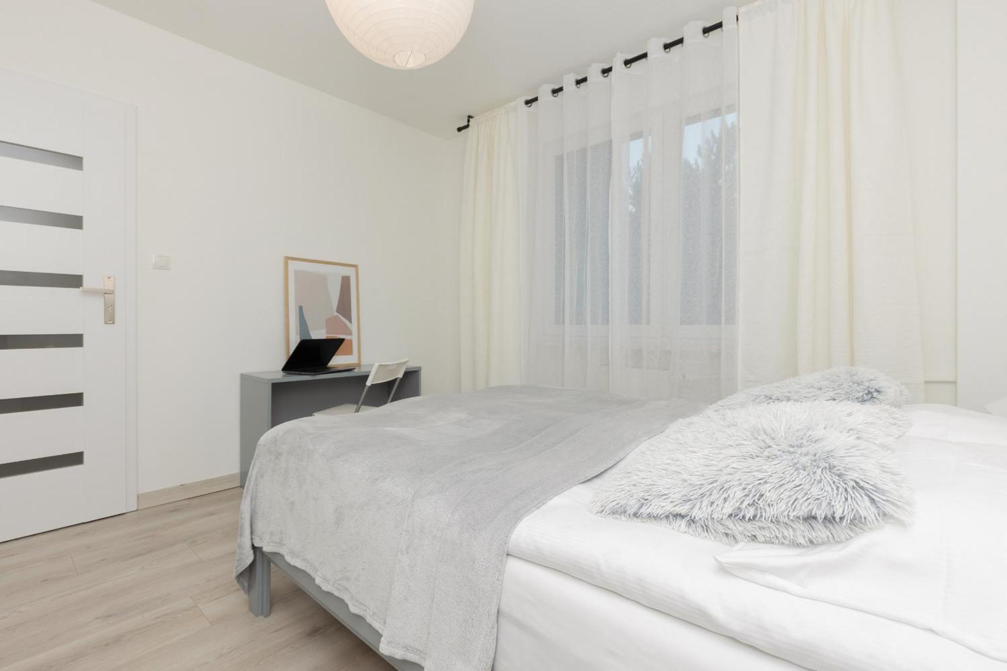 Kopcinskiego Bright & Spacious Ursynow By Renters Apartment Warschau