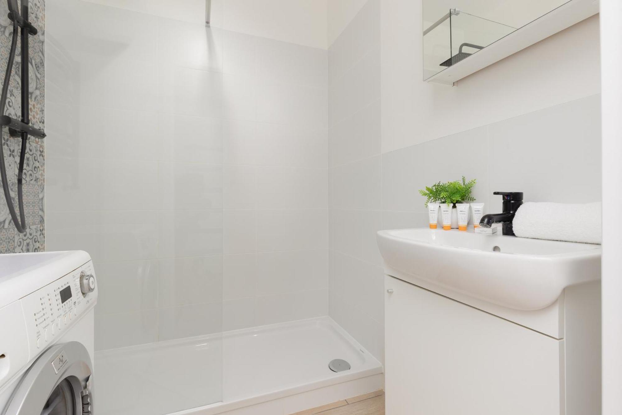 Kopcinskiego Bright & Spacious Ursynow By Renters * Warschau